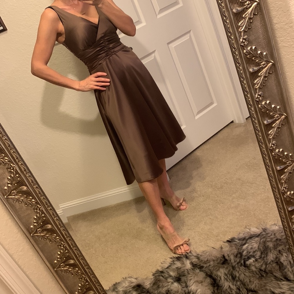 Bronze brown dress R&K dress size 6 NWOT